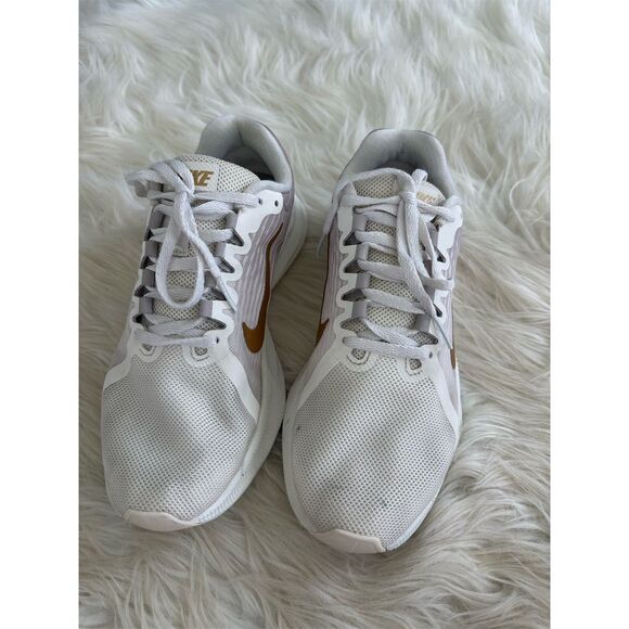 Nike‎ Downshifter 8 Women's Running Shoes White Size 7.5 - Picture 3 of 8